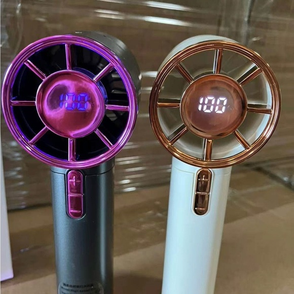 Portable White and Gold Handheld Fan - Picture 4 of 5